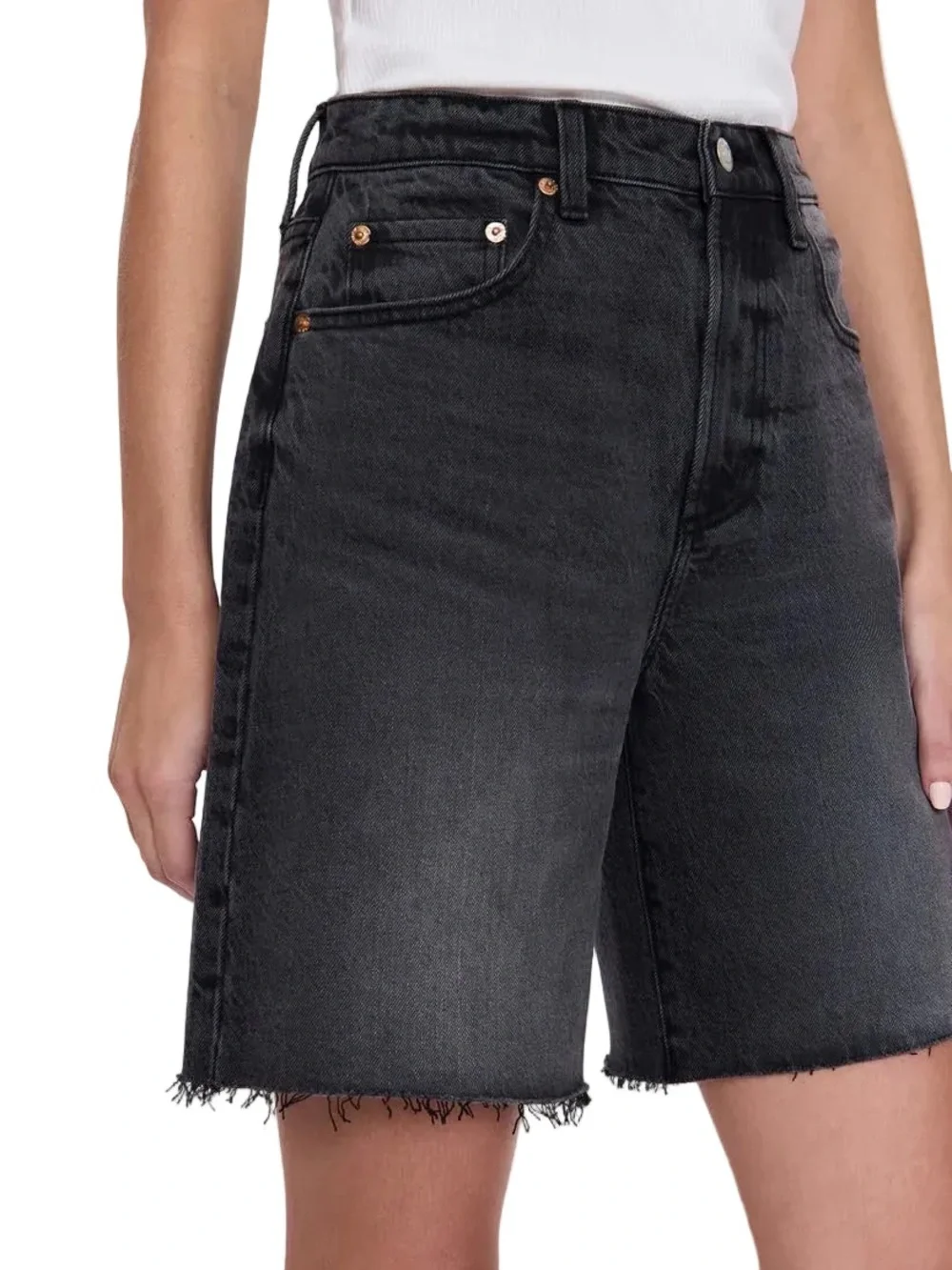 Pistola Kaylee Loose Short After Hours